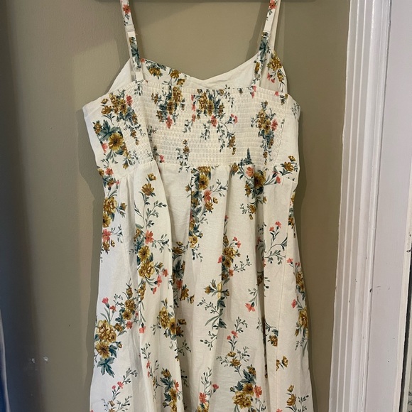 Old Navy Floral Fit & Flare Cami Dress - Size L - Picture 4 of 6